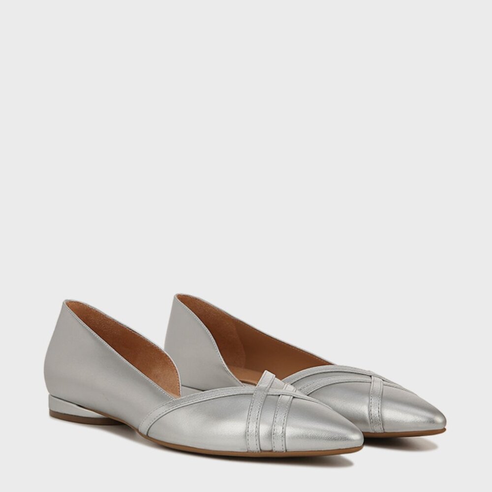 NWB Naturalizer Barlow Pointed Toe Ballet Flat  sz 8W